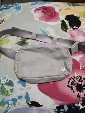 lululemon athletica Gray Waist Pack Belt Bag